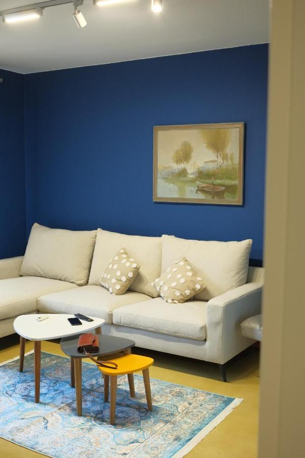 Oak Street Apartment ティラナ エクステリア 写真